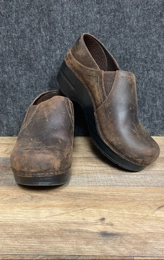 Dansko Womens Brown Oiled Leather Slip On Comfort Clogs Mules Size 36