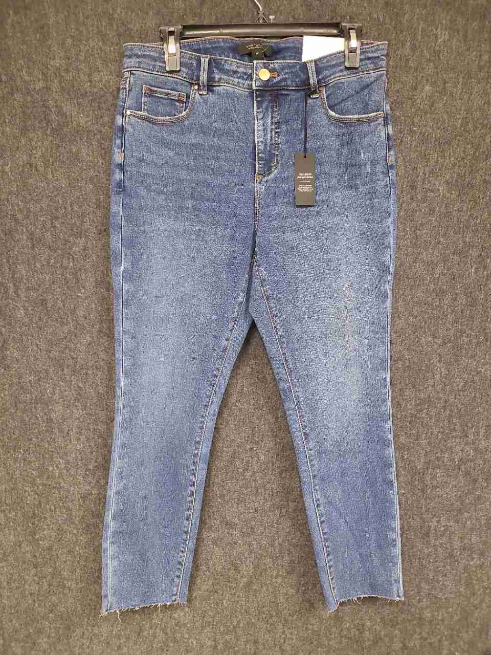 Ann Taylor Women's Blue The Skinny Curvy Fit Mid Rise Raw Hem Jeans NWT Sz 10P