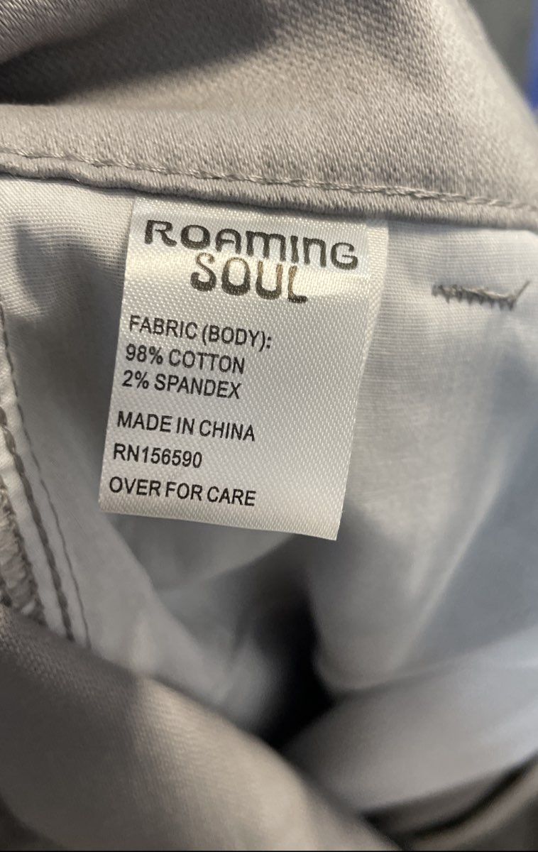 Roaming Soul Men's Cargo Shorts Light Grey Cotton Spandex NWT Size 34
