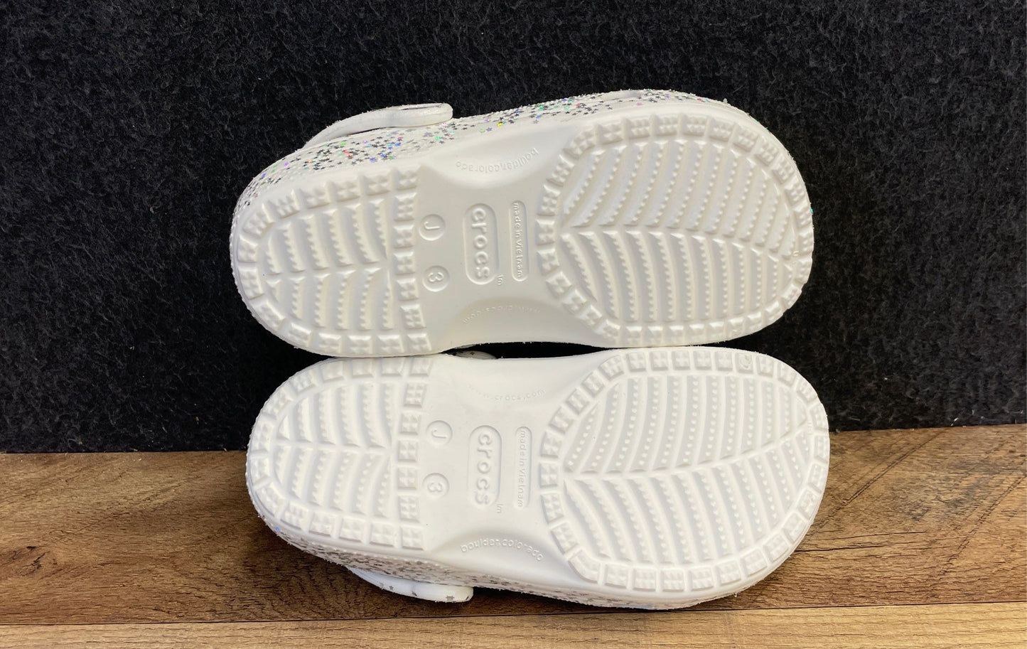 Crocs Classic Star Glitter White Iridescent Clog Youth Junior Size J3