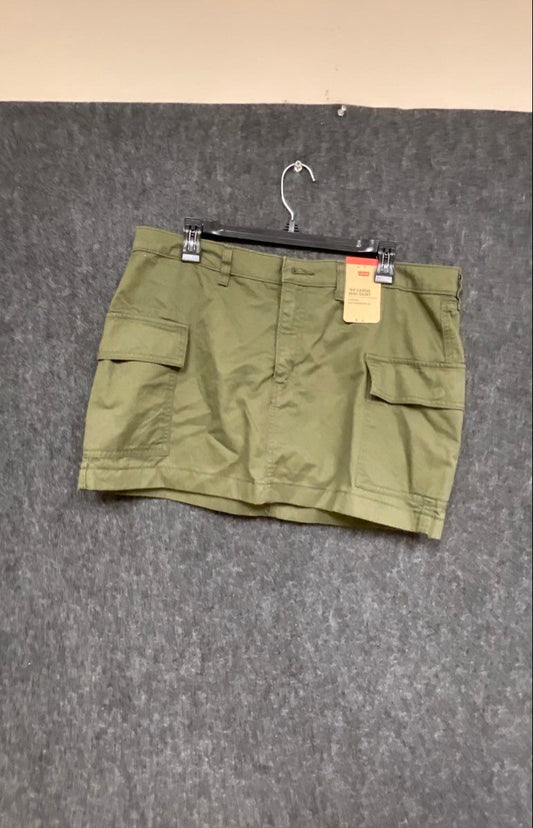 Levi's Women's '94 Cargo Mini Skirt Olive Green Mid Rise Slim Hip Size 32 NWT