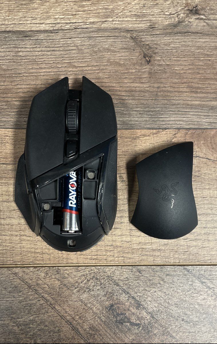 Razer Basilisk X HyperSpeed Wireless Gaming Mouse (No USB) *Powers On*