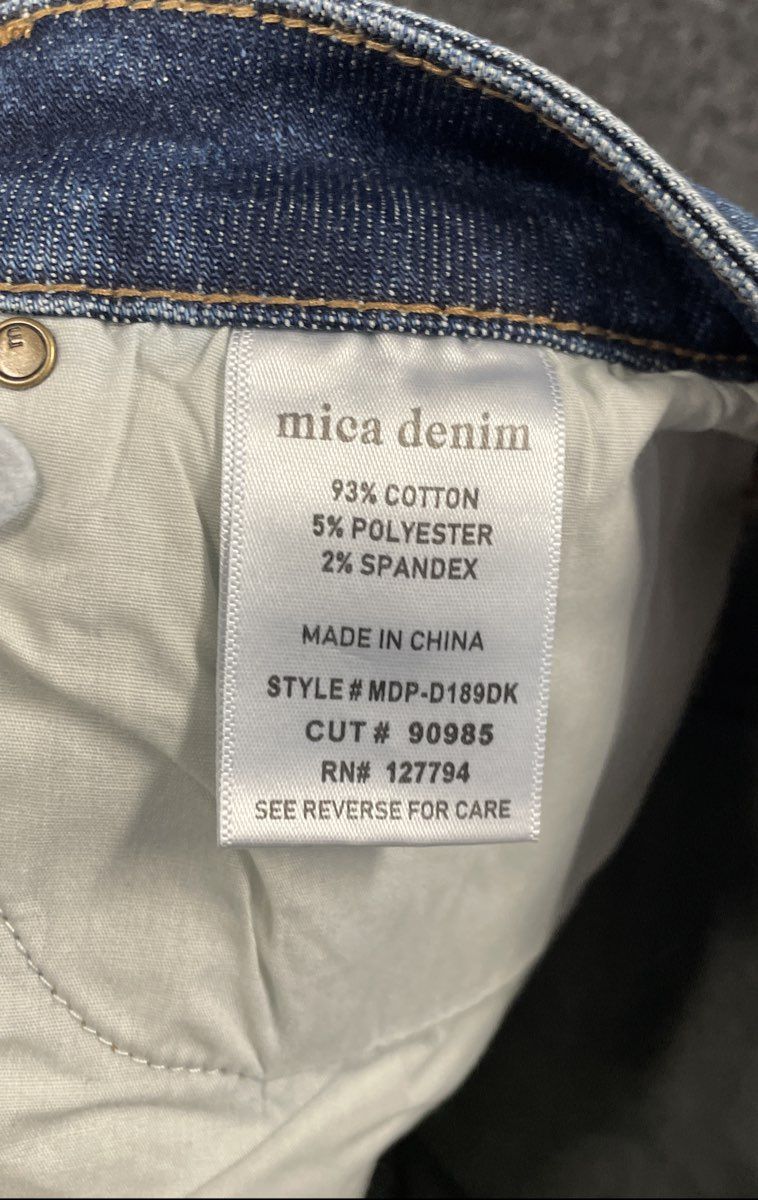 Mica Denim Women's Blue High Rise Boy Crop Distressed Ripped Jeans NWT Size 27