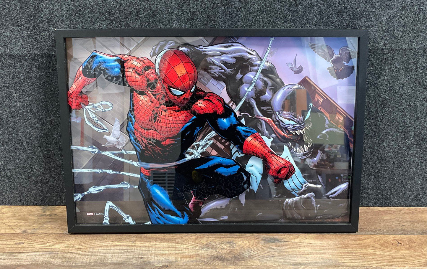 Marvel Spiderman & Venom Framed Wall Decor