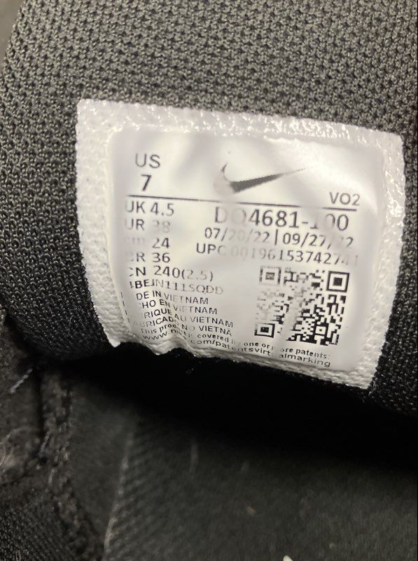 Nike Metcon 8 White Black Metallic Silver Training Shoes Womens Size 7