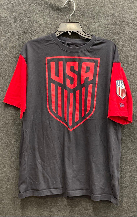 New Era Men's US Soccer USA Crest Graphic T-Shirt Black Red Size L