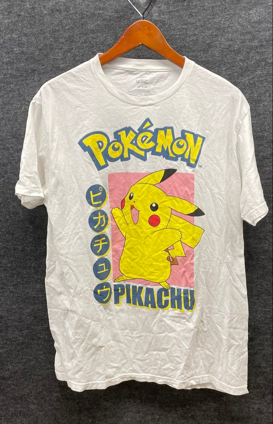 Pokemon Men's White Pikachu Graphic T-Shirt Japanese Katakana Text Sz L