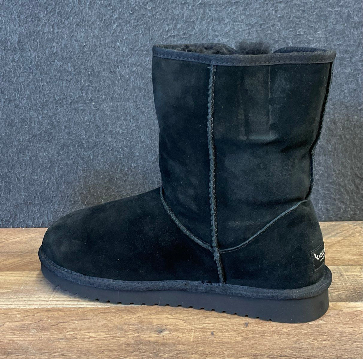 Koolaburra By UGG Victoria Short Black Suede Double Bow Boots Women's Size 10