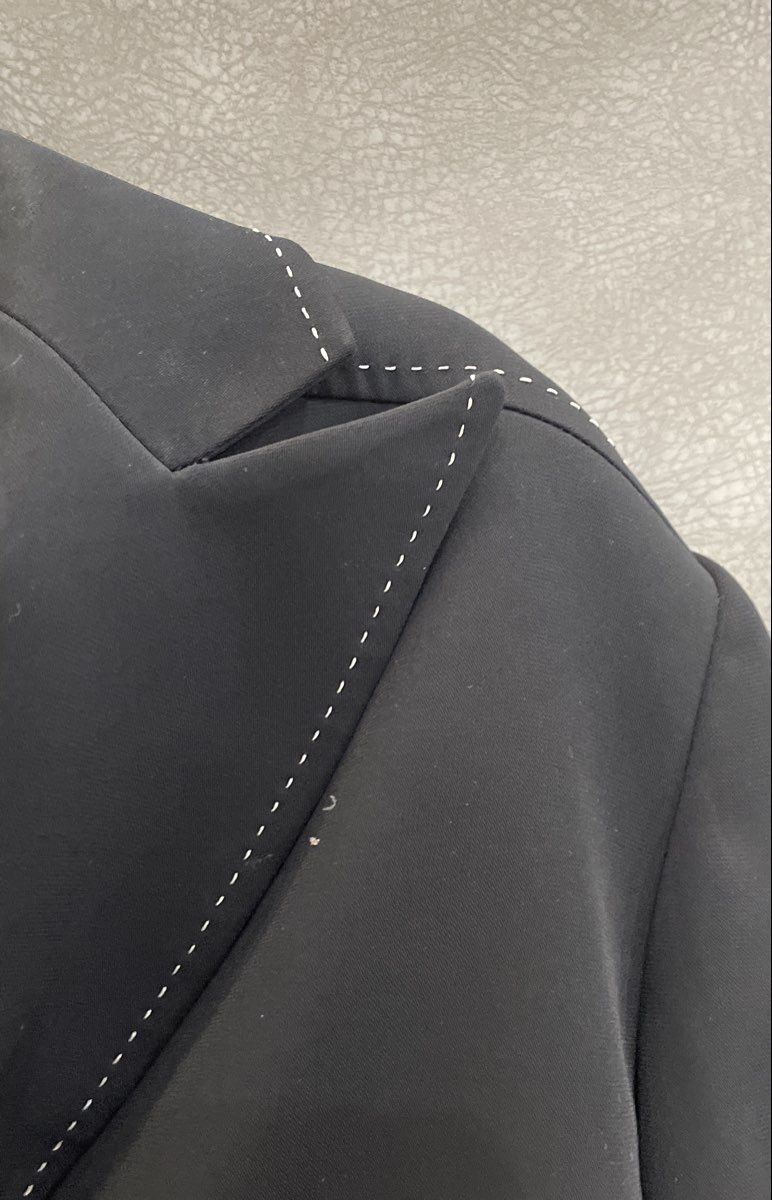 Tahari Arthur S. Levine Women's Black Contrast Pick Stitch Cropped Blazer Jacket