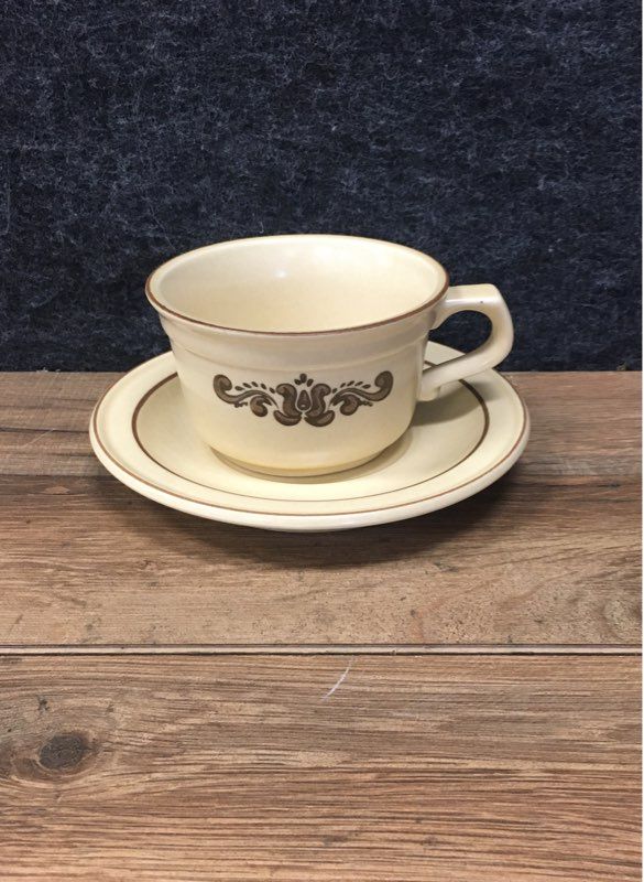 Lot of 3 Pfaltzgraff Village Brown Plates and Cups