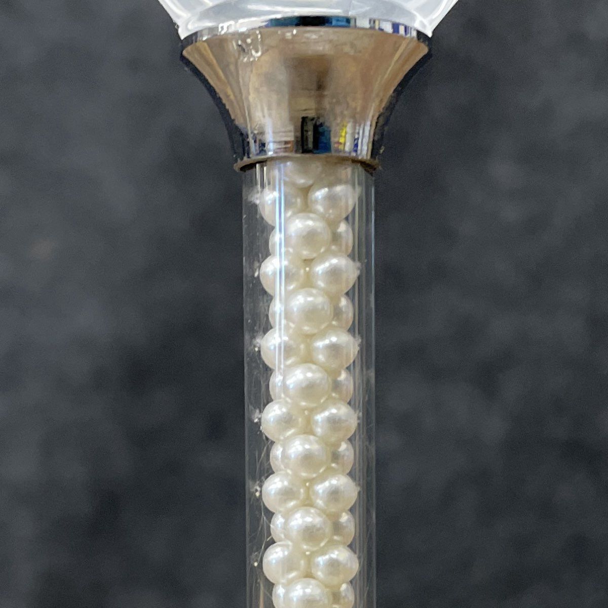 (2) Lenox Jubilee Pearl Toasting Champagne Flutes