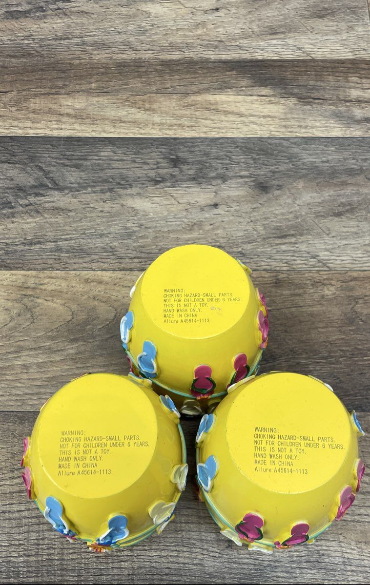 Lot of 3 Allure Ceramic Mugs Yellow Flip Flop Sandal Summer Beach Theme Cups