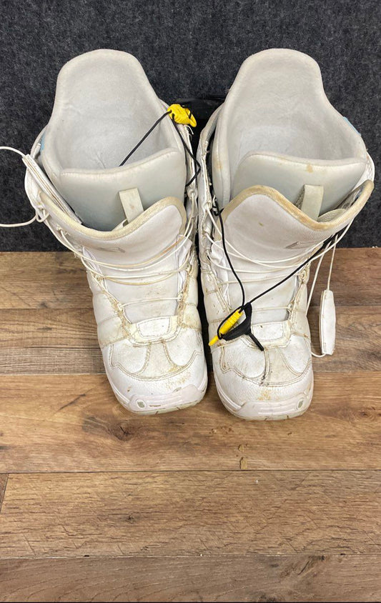 Burton Mint Women's Snowboard Boots Size 7.5 White Speed Zone Lacing