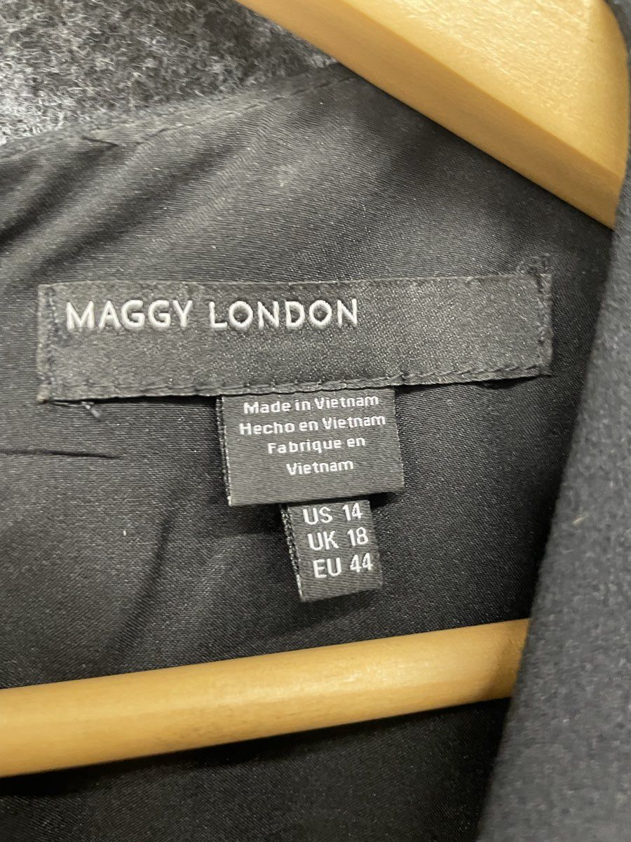 Maggy London Women's Black Floral Print Short Sleeve V-Neck Sheath Dress Sz 14
