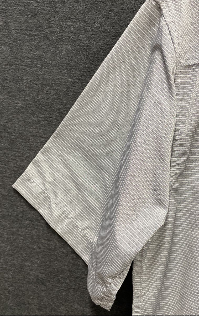 Kavu Men's Gray Micro Stripe Short Sleeve Button Down Shirt Elysian Brewing Sz M