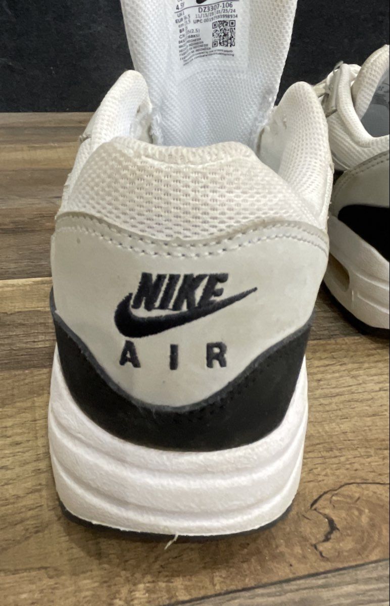 Nike Air Max 1 White Black Grey Boys Sneakers Size 4.5Y