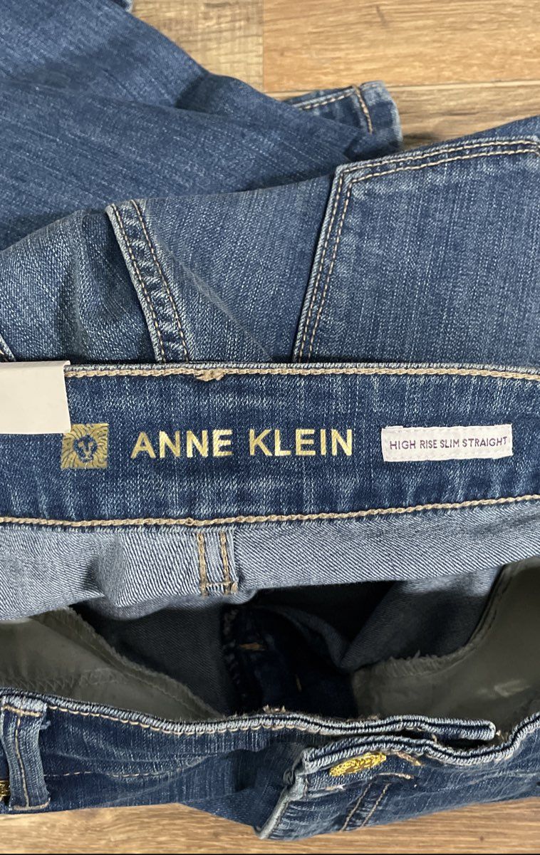 Anne Klein Women's High Rise Slim Straight Jeans Blue Slimming Sculpting 14 NWT