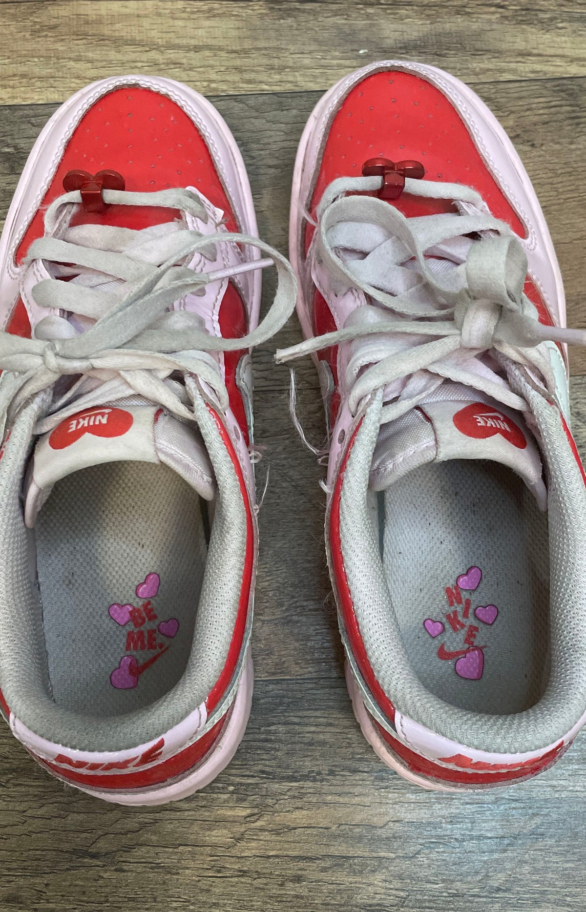 Vintage 2004 Nike Dunk Low Be Mine Pink Red Patent Size 4Y