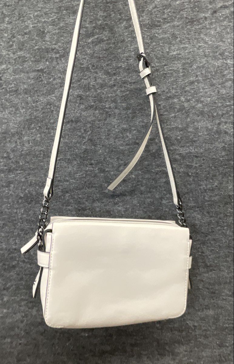 Simply Vera Wang Cream Perforated Floral Crossbody Bag Pewter Hardware