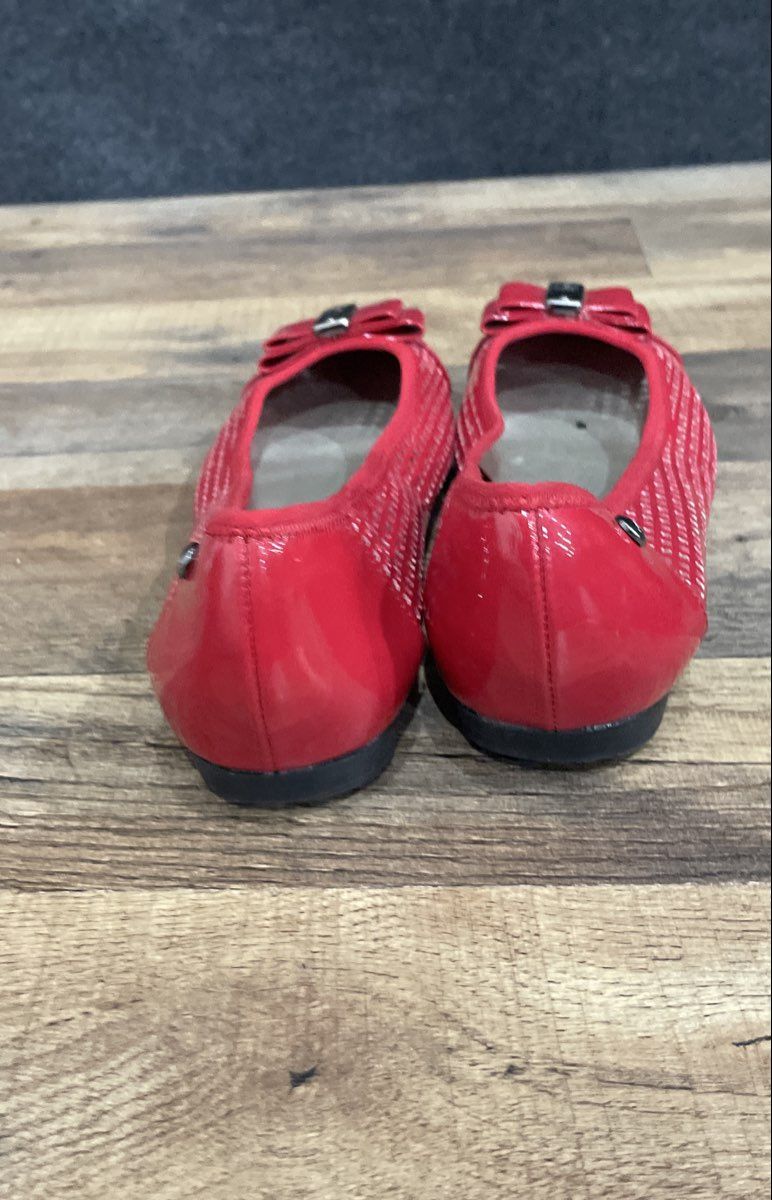 Anne Klein AK Sport Kortney Red Perforated Bow Ballet Flats Size 7.5M