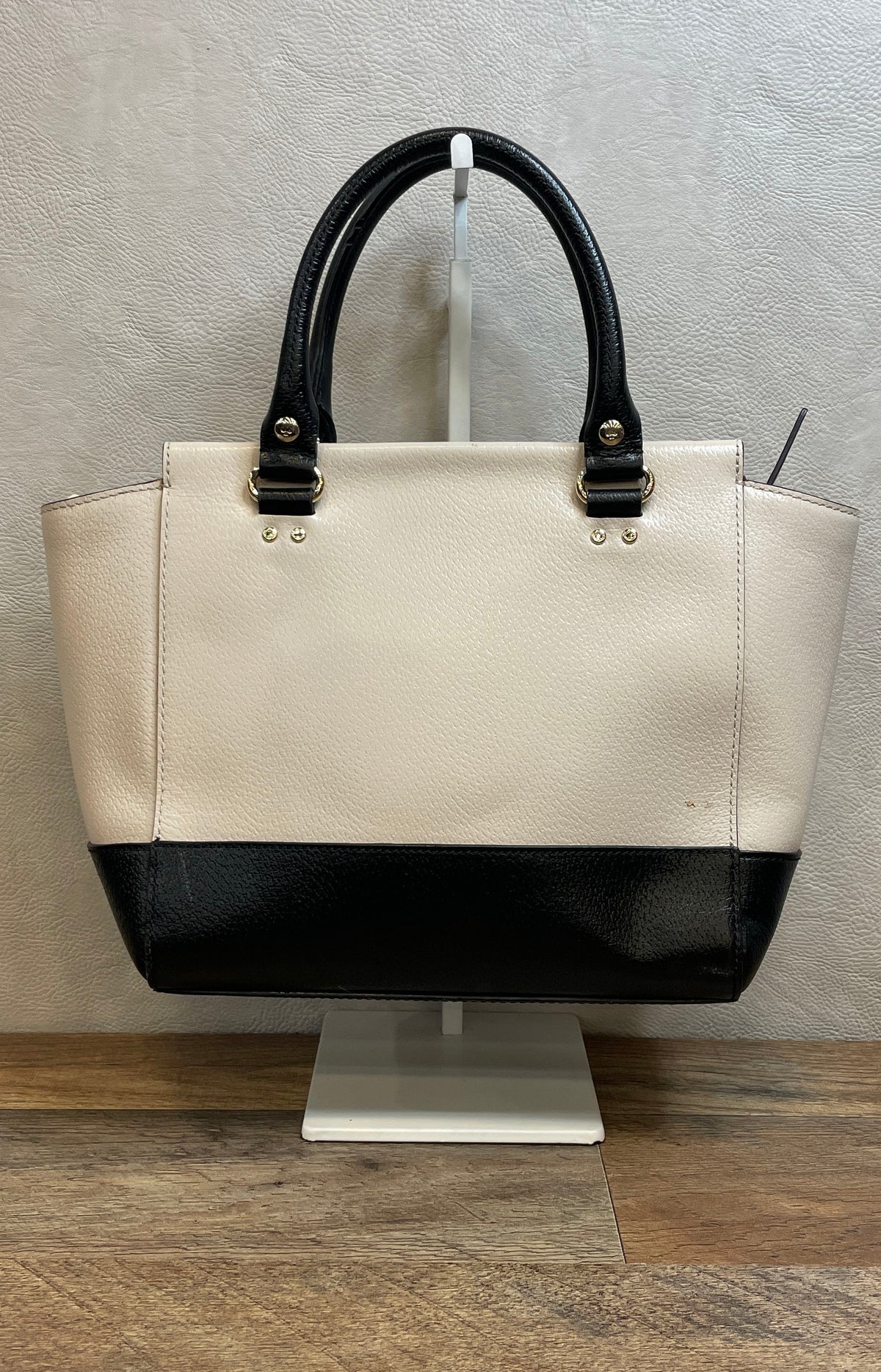 Kate Spade Cream Black Pebbled Leather Satchel Handbag Two Tone Gold Hardware