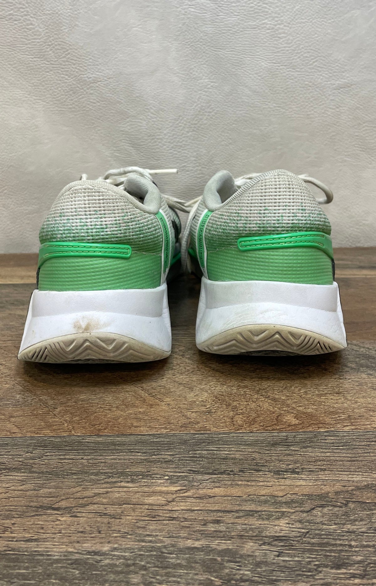 Nike Court Air Zoom NXT White Black Spring Green Tennis Shoes Men's Size 10.5