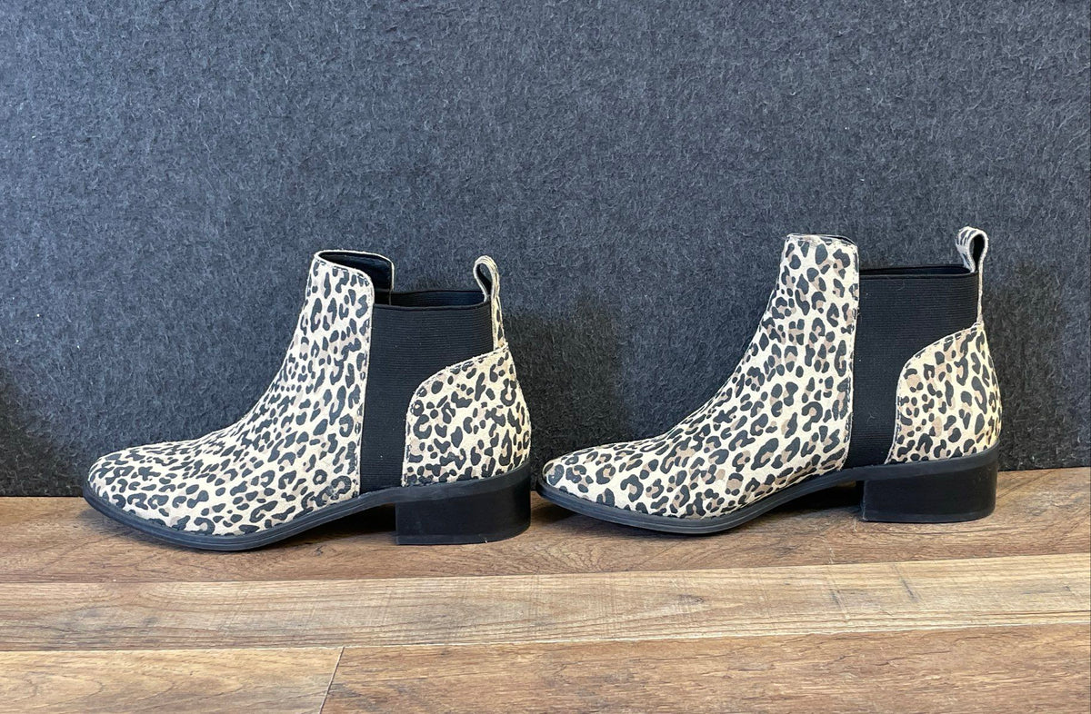 Dolce Vita Tristan Leopard Print Leather Chelsea Boots Women's Size 7