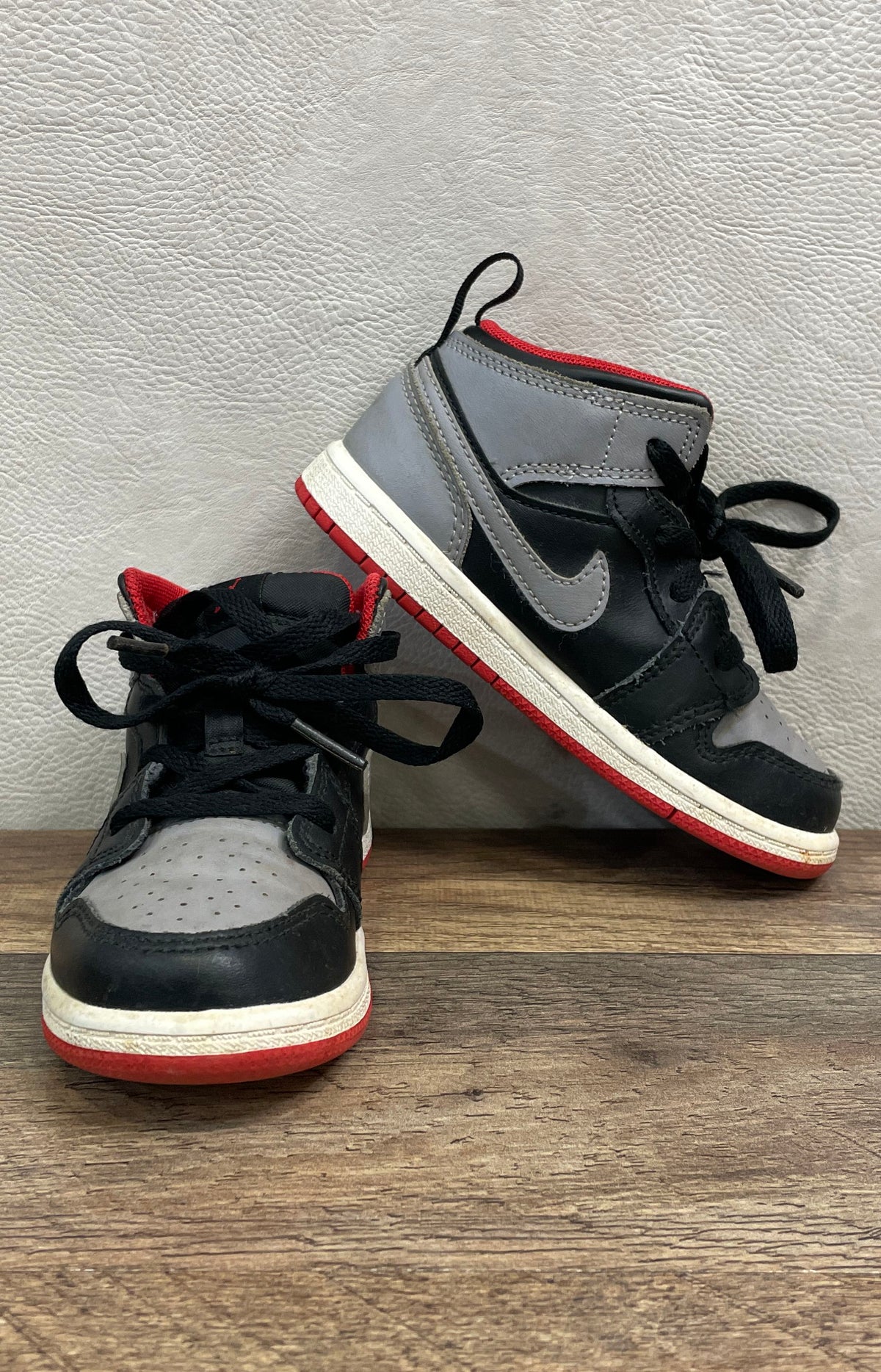 Nike Air Jordan 1 Mid Black Smoke Grey Fire Red Toddler Sneakers Size 9C