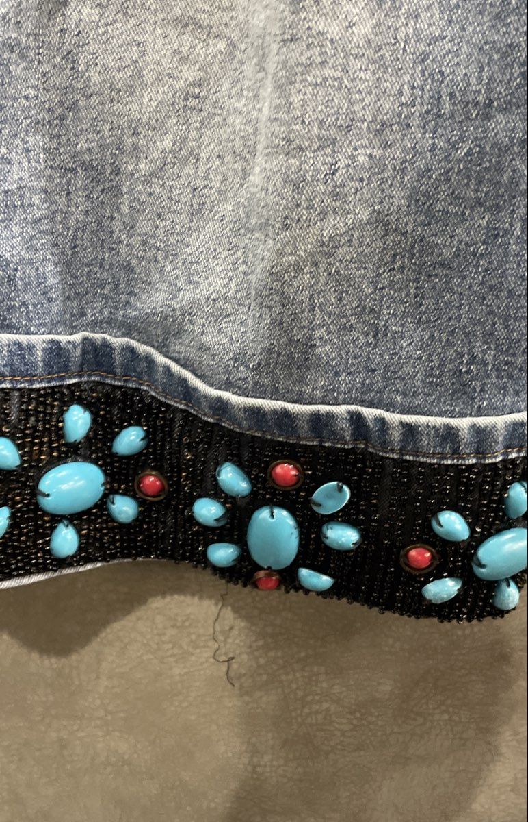 Vintage Y2K Cristina Women's Light Wash Beaded Turquoise Cropped Jeans Sz P10