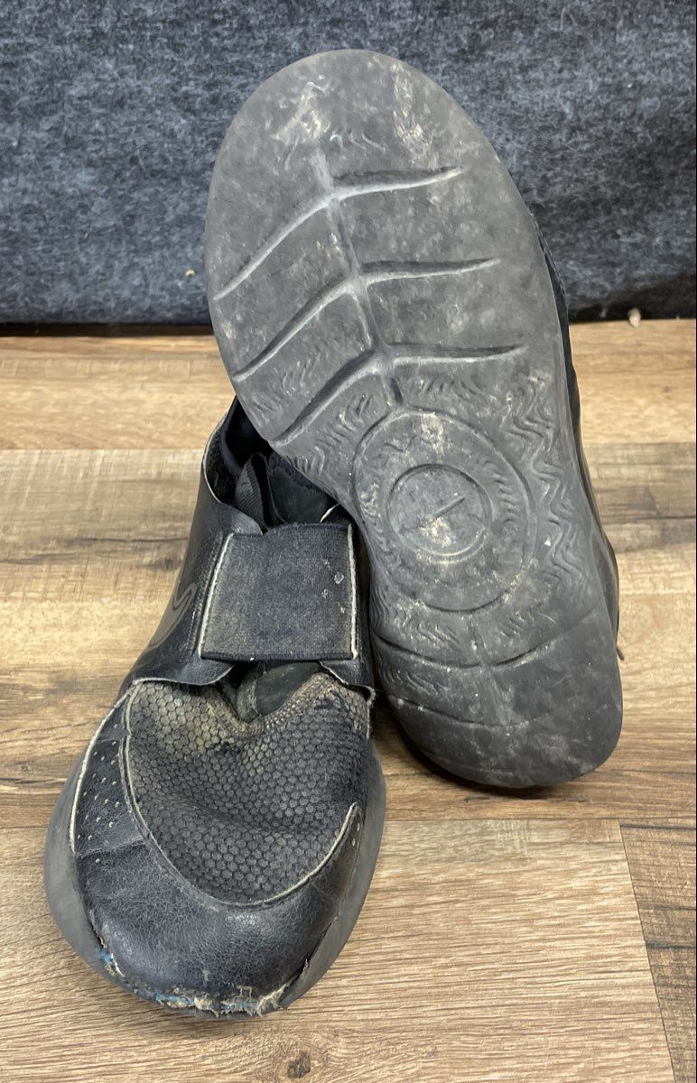 Nike Flex Runner Youth Black Slip-On Running Sneakers Size 2