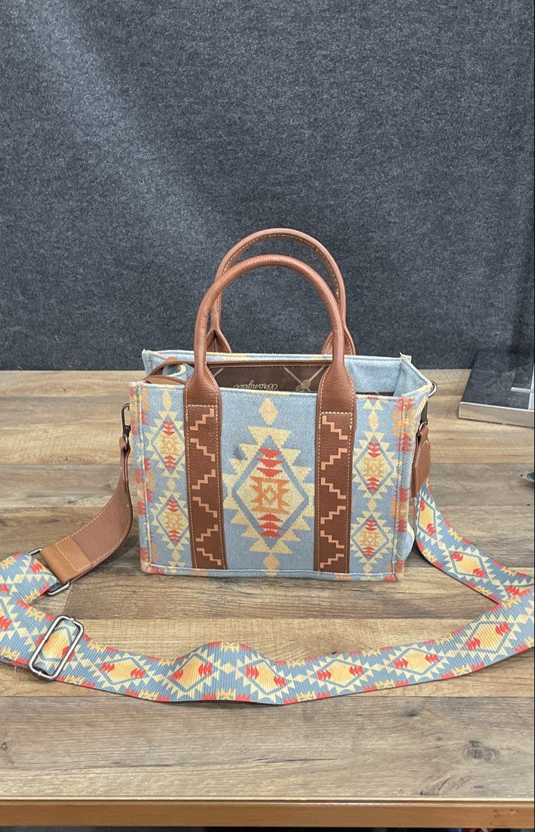 Wrangler Aztec Southwestern Canvas Tote Bag Crossbody Blue Guitar Strap
