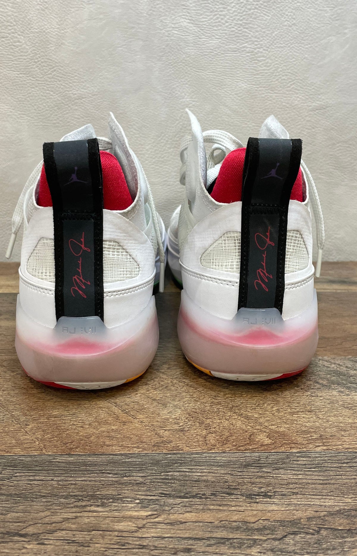 Nike Air Jordan 37 Hare White True Red Basketball Shoes Men's Size 8.5