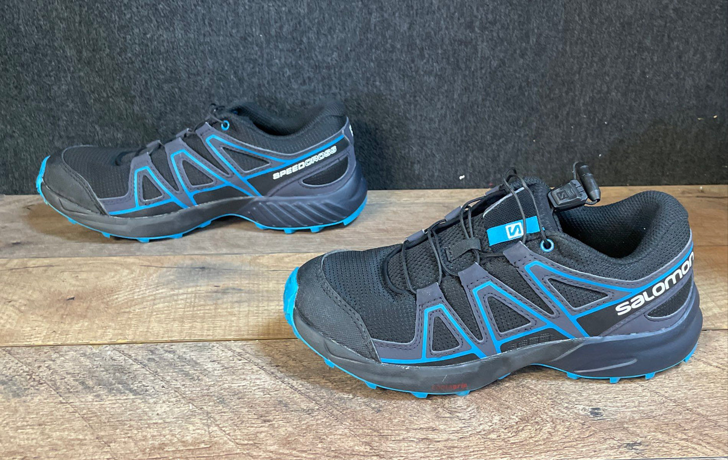 Salomon Speedcross J Black Blue Kids Trail Running Shoes Size 2
