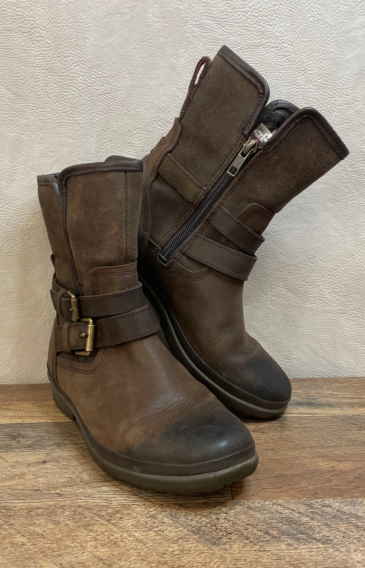 UGG Simmens Dark Brown Waterproof Leather Suede Buckle Boots Women's Size 6