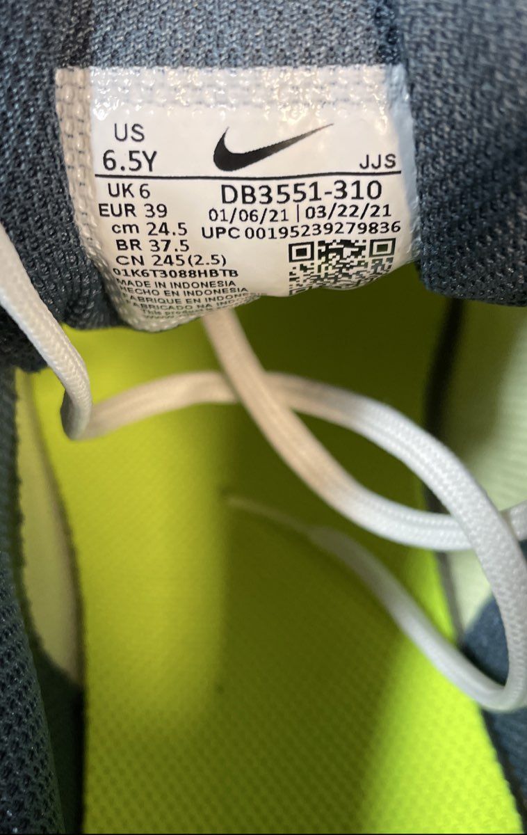 Nike Crater Impact Lime Ice Barely Volt Sneakers Youth Size 6.5Y Women's 8