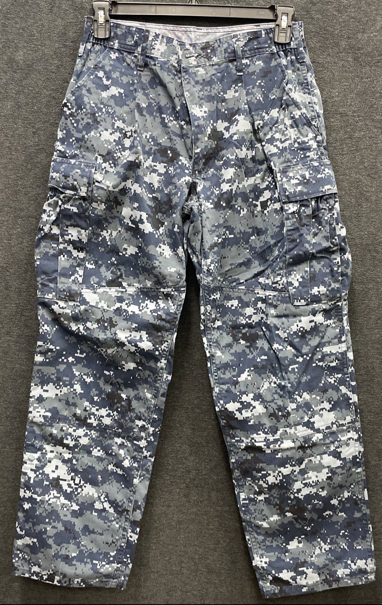 US Navy Men's NWU Type I Blue Digital Camo Cargo Trousers Medium Short