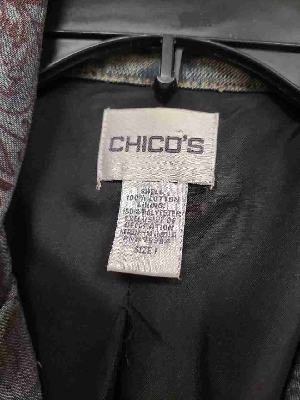 Chico's Women's Blue Paisley Tapestry Jacket Beaded Clasp Metallic Sz 1
