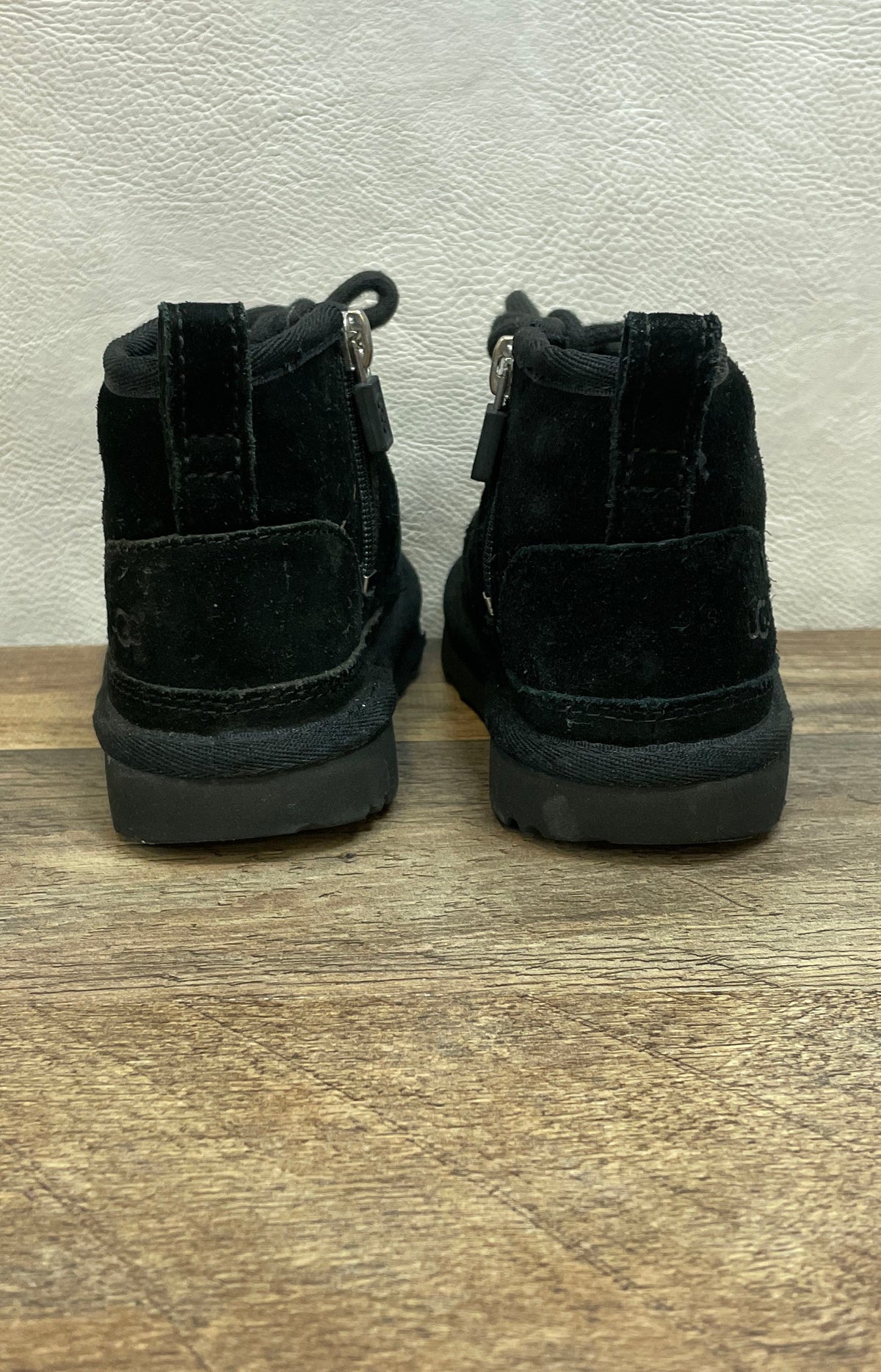 UGG Rennon Black Suede Lace Up Side Zip Toddler Boots Size 8