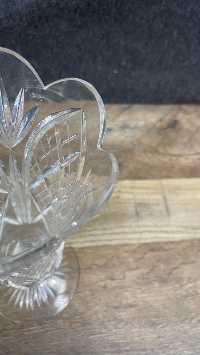 Crystel Cathedral Suite Pattern Glass Vase