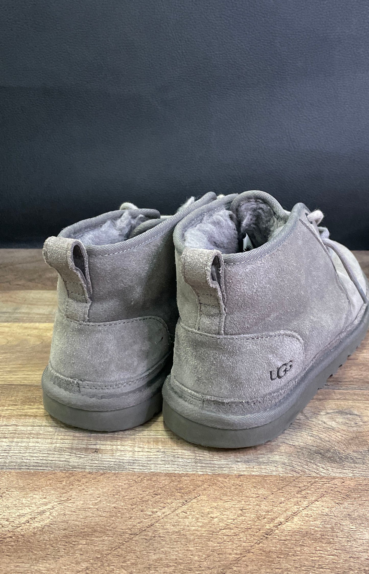 UGG Neumel Grey Suede Lace Up Chukka Boots Men's Size 10