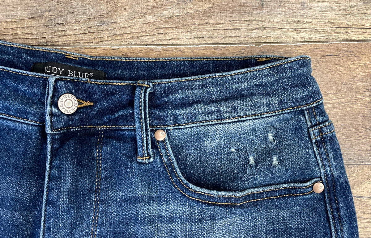 Judy Blue Women's Distressed Denim Shorts Dark Wash Cuffed Sz 1XL