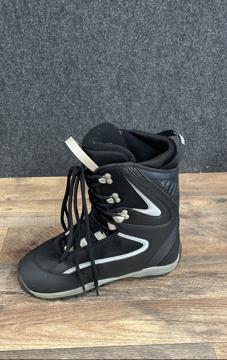 Kemper Snowboard Boots Black Silver Traditional Lace Size 8
