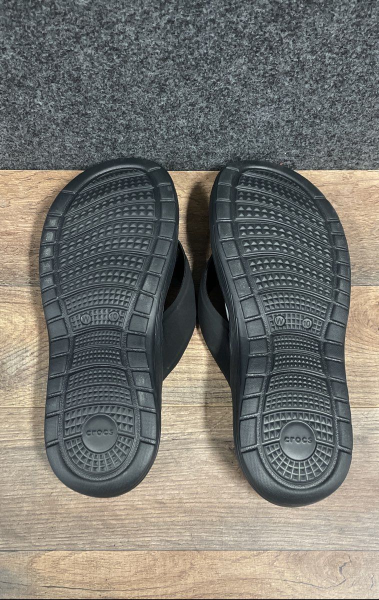 Crocs Reviva Flip Flop Sandals Black Slate Grey Women's Size 10