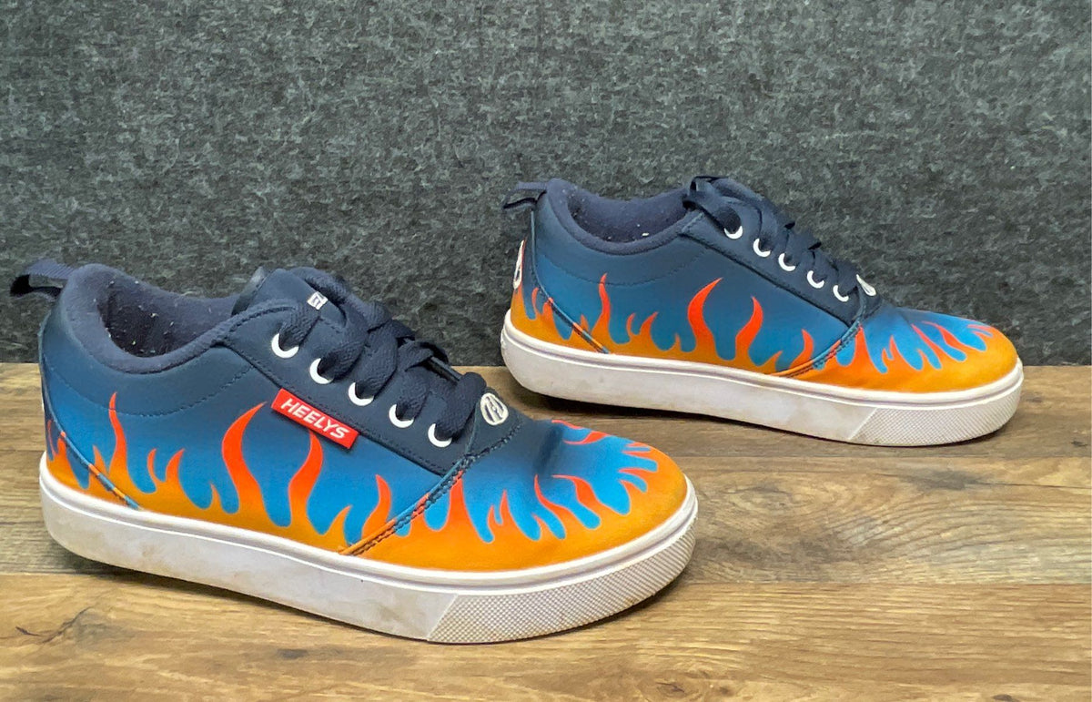 Heelys Pro 20 Prints Navy Blue Red Flame Skate Shoes Youth Size 6