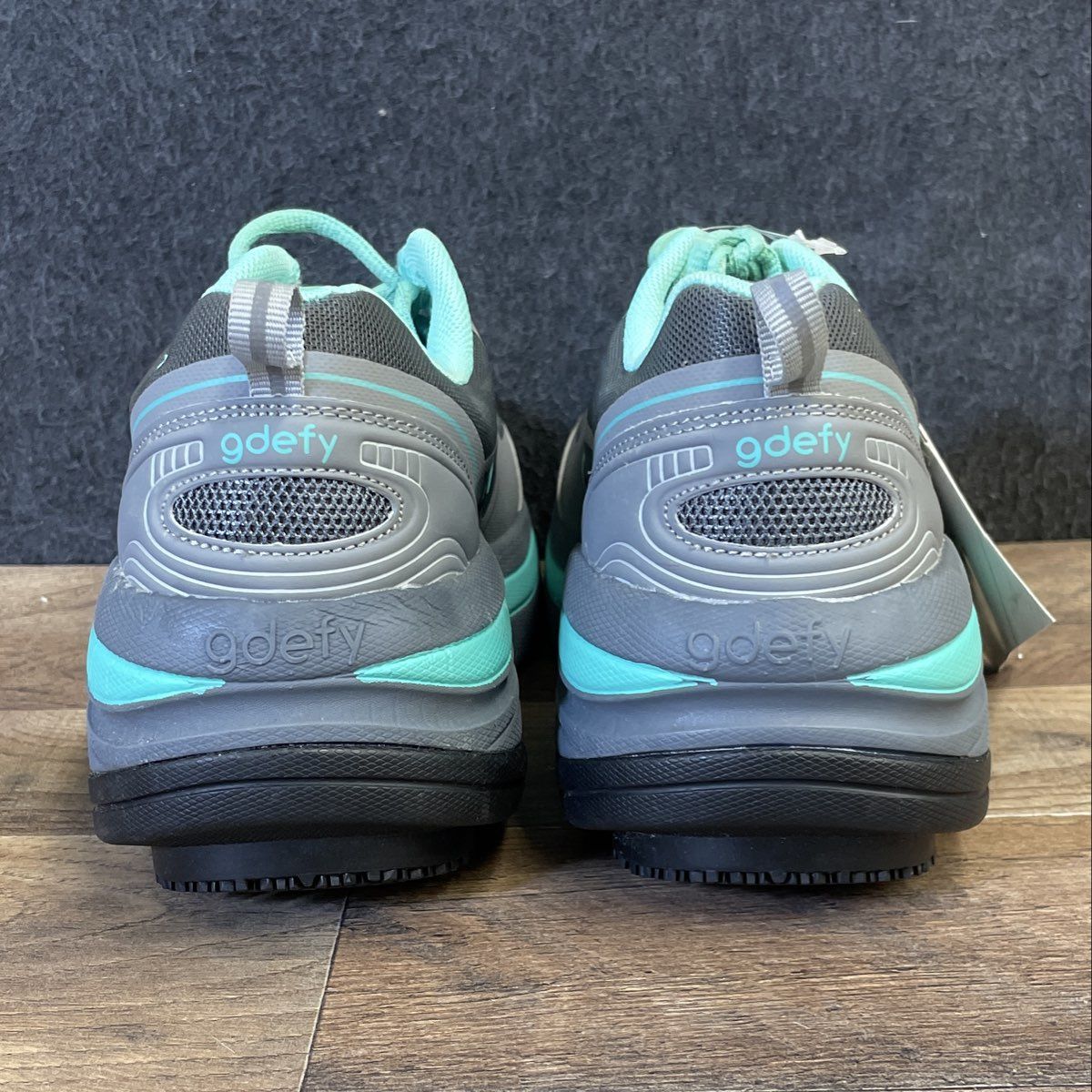 Gravity Defyer G-Defy Ion Grey Teal VersoShock Running Sneakers Size 7.5