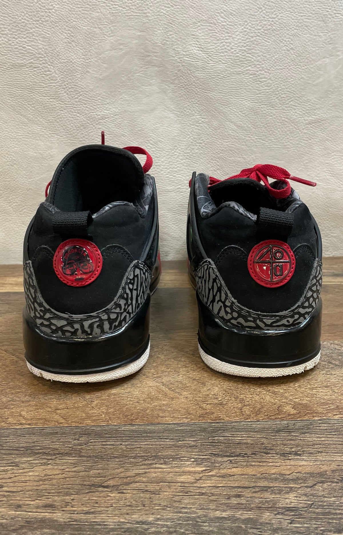 Nike Air Jordan Spizike Low Black Gym Red Court Green Size 10