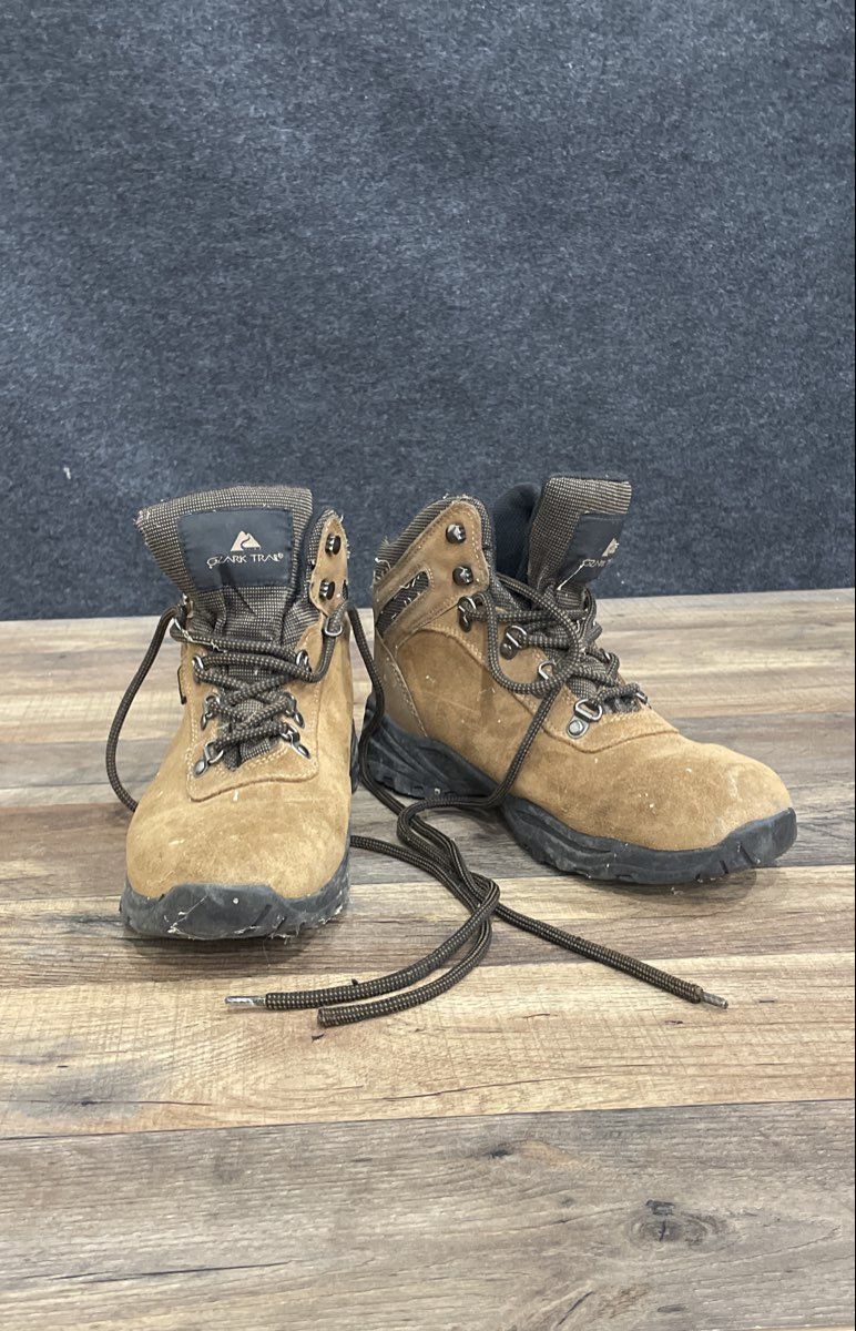 Ozark Trail Greta Brown Leather Hiking Work Boots Women's Size 9 Outdoor