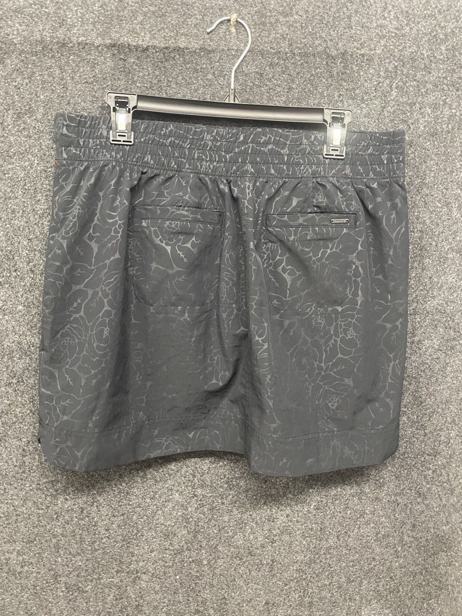 Orvis Women's Charcoal Gray Embossed Floral Pull On Travel Skort Size Large