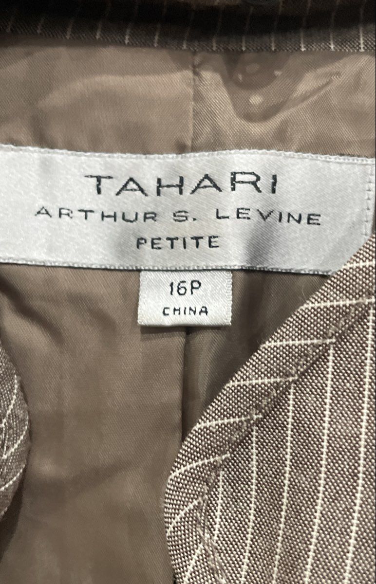 Tahari Arthur S. Levine Women's Grey Pinstripe Funnel Neck Blazer Sz 16P