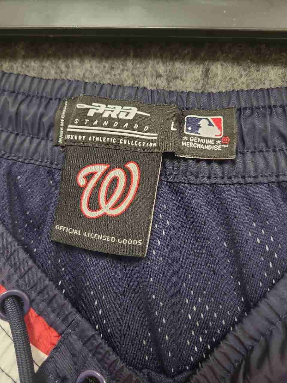 Pro Standard Men's MLB Washington Nationals Navy Luxury Athletic Shorts Sz L